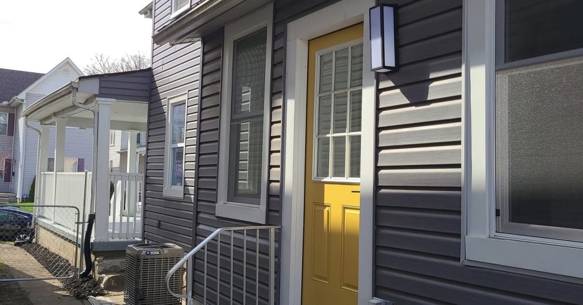 What a General Contractor Actually Does (and Why It’s Worth the Fee)
