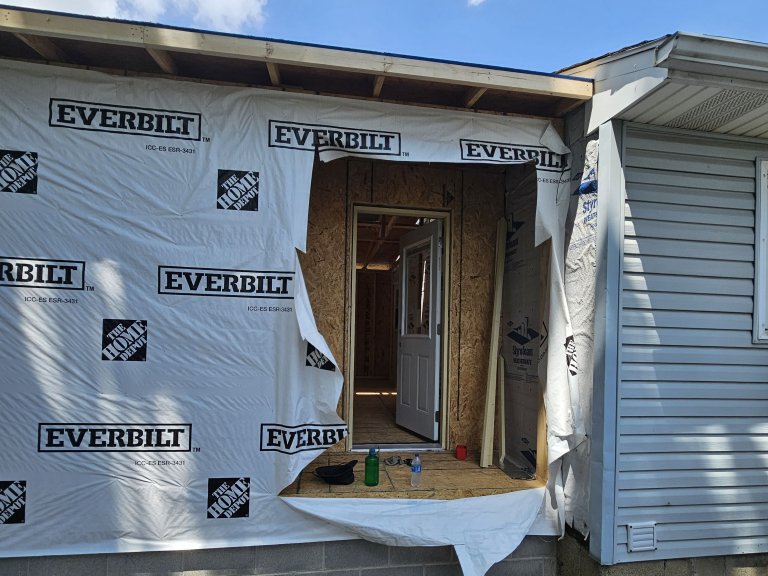 Exterior Porch area