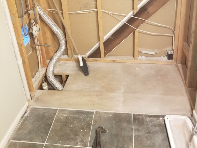Bath facing west shower surround