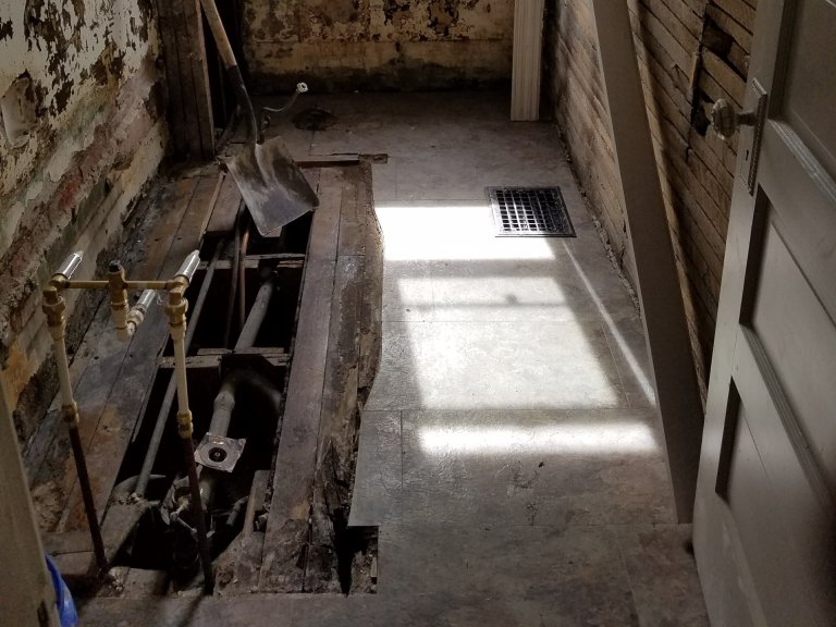 Bath exsiting floor and wall coverings